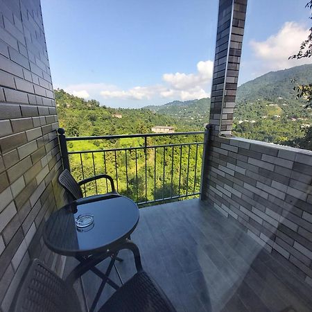 ホテル Mtirala House Khala 部屋 写真