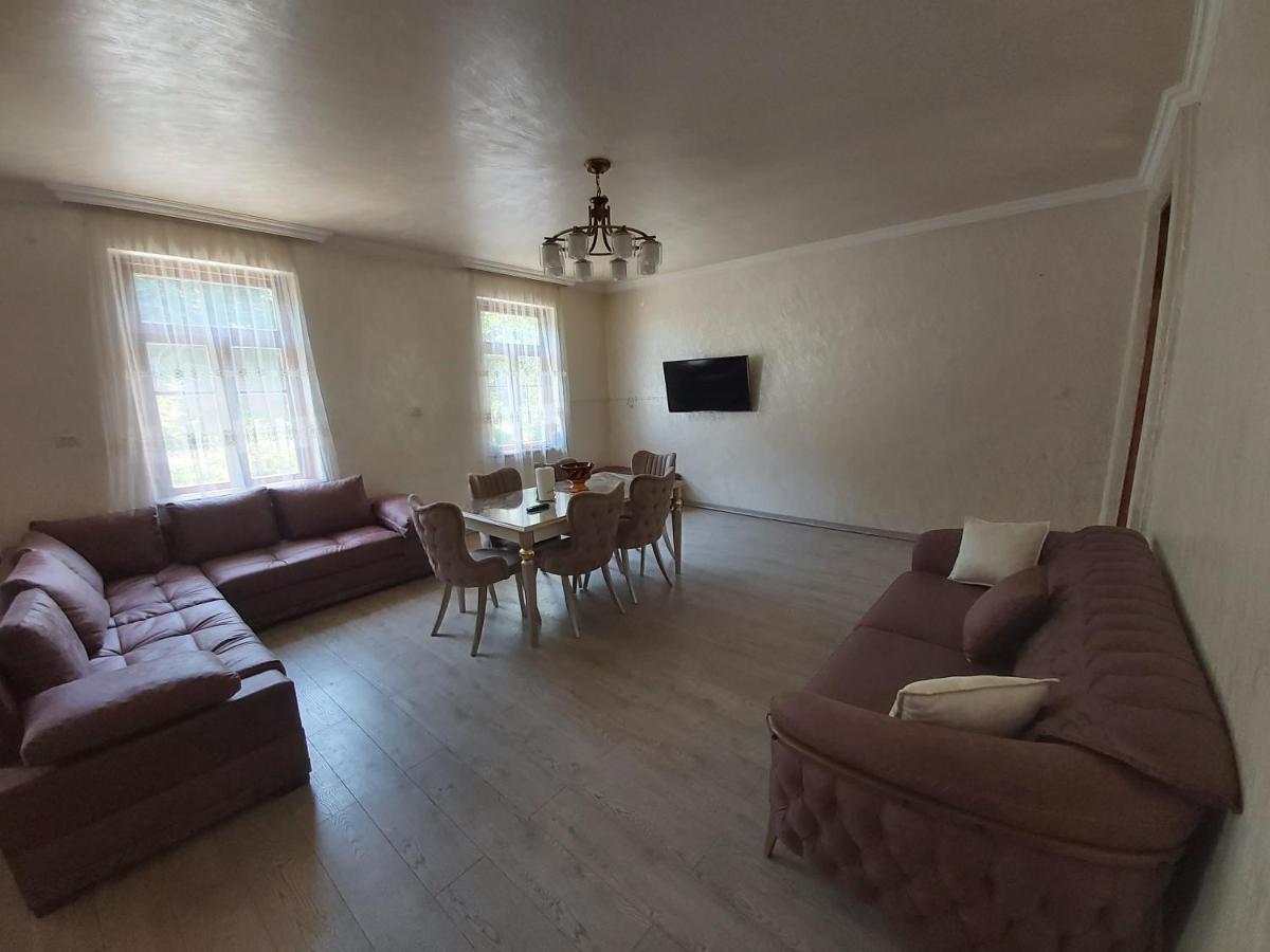 ホテル Mtirala House Khala エクステリア 写真
