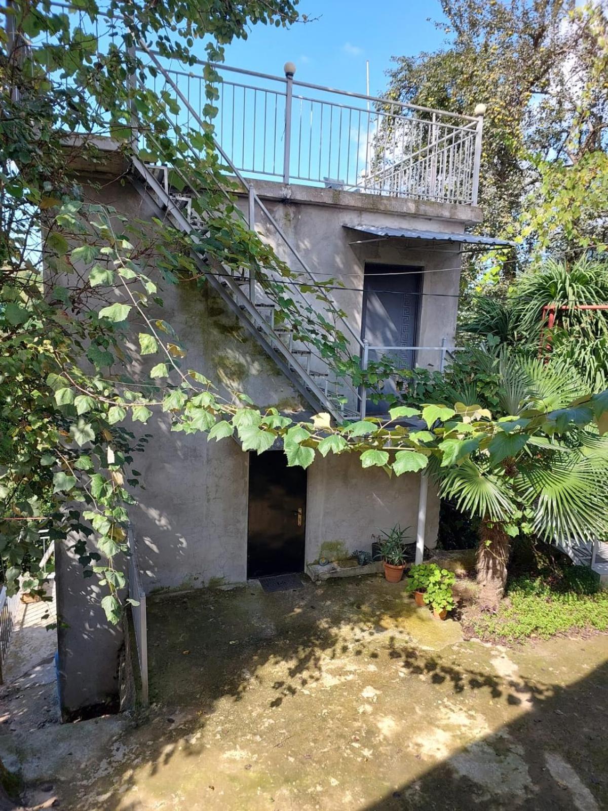 ホテル Mtirala House Khala エクステリア 写真