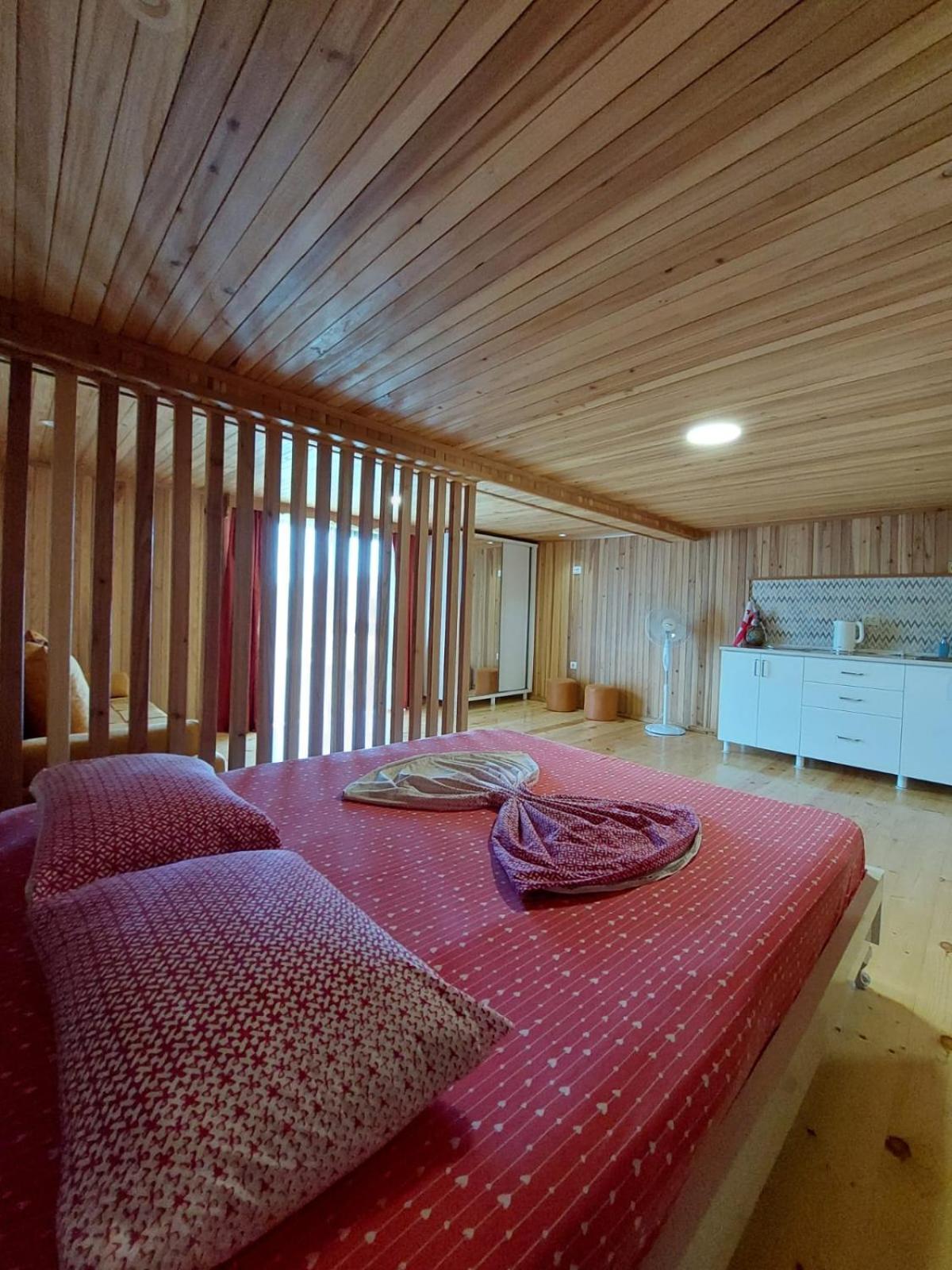 ホテル Mtirala House Khala エクステリア 写真