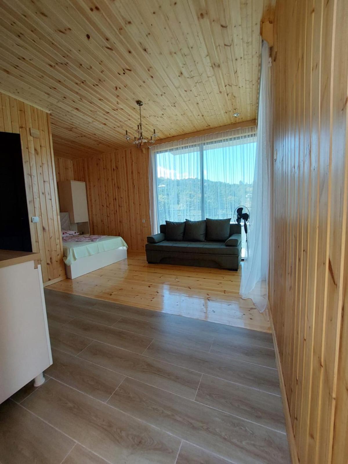 ホテル Mtirala House Khala エクステリア 写真